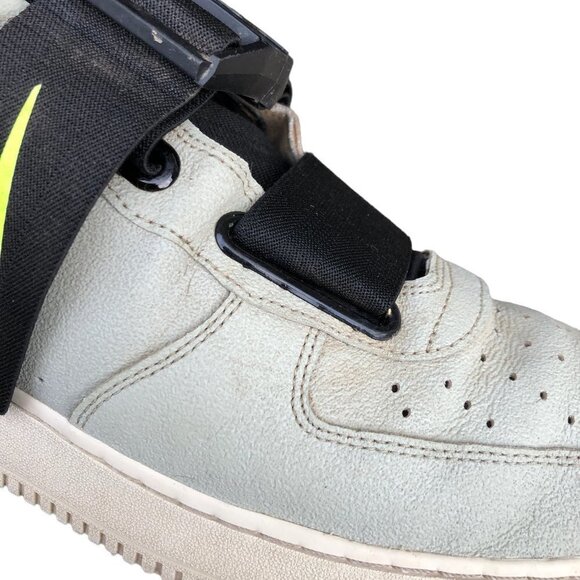 2018 Nike Air Force 1 Low Utility Spruce Fog Black Size 13 - Picture 15 of 16